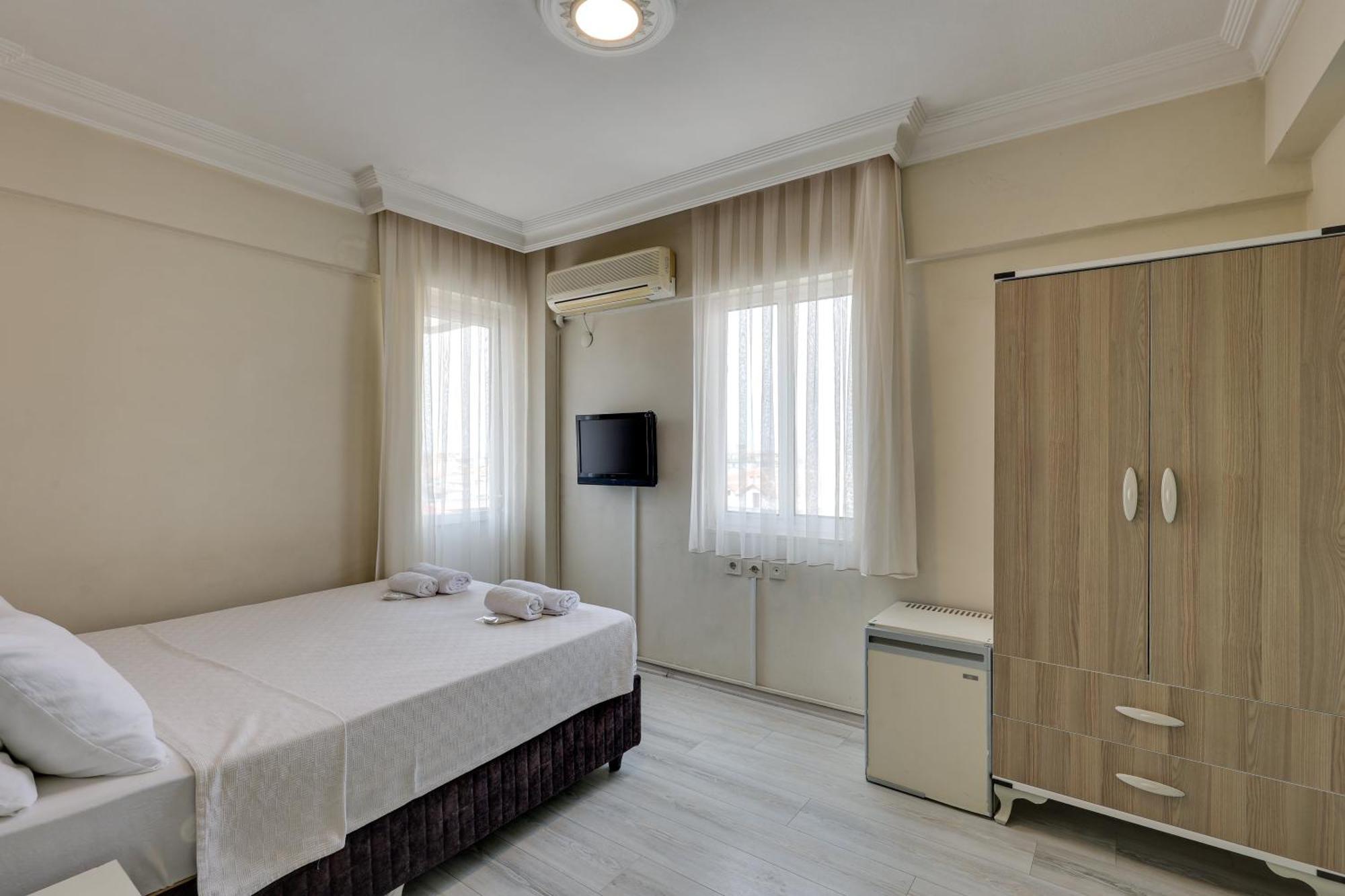 Hikmethan Otel Kusadası Kültér fotó